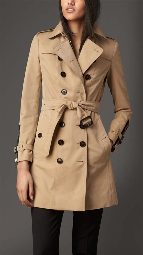 burberry trencis cena|Burberry trench coat women.